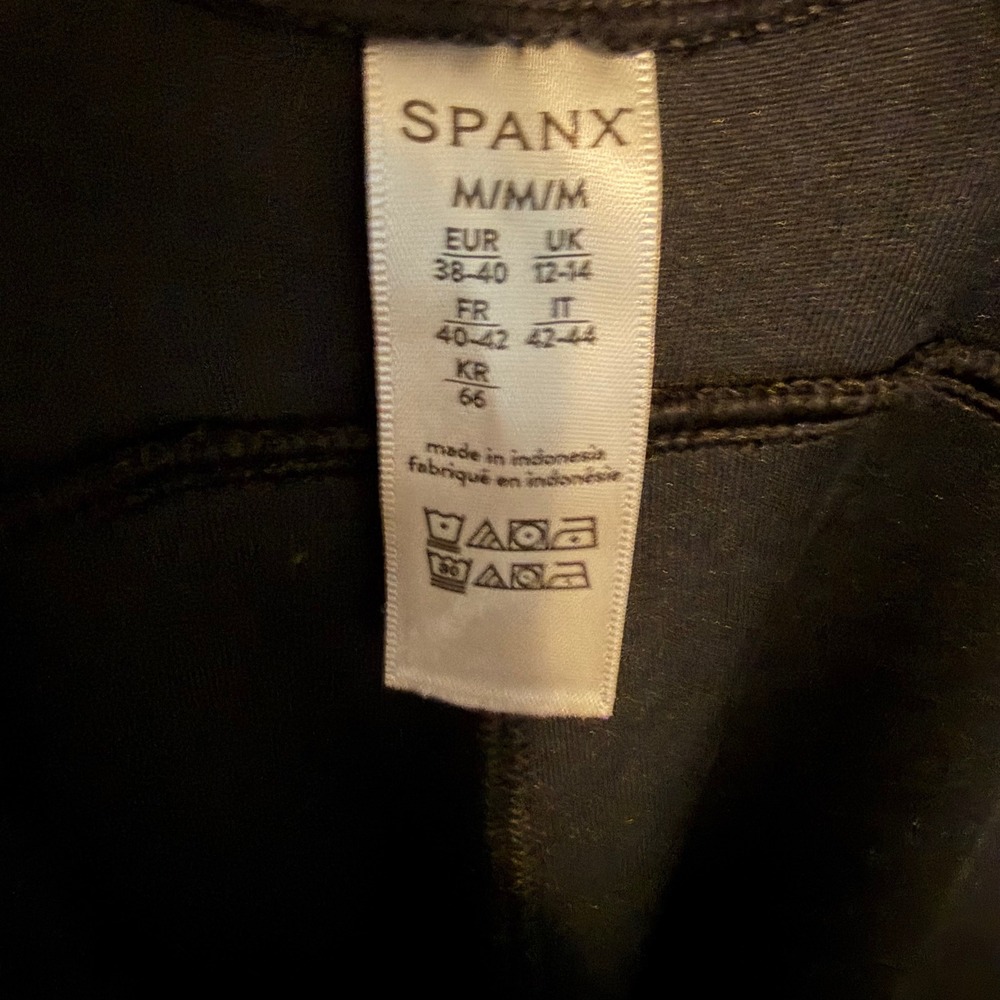 NWT Spanx AirEssential Black Wide Leg Pull On Pants Drawstring Waist M palazzo - Picture 5 of 6
